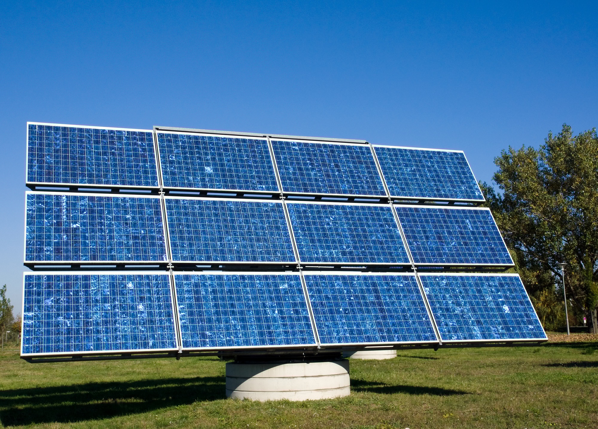 Luminous solar panel