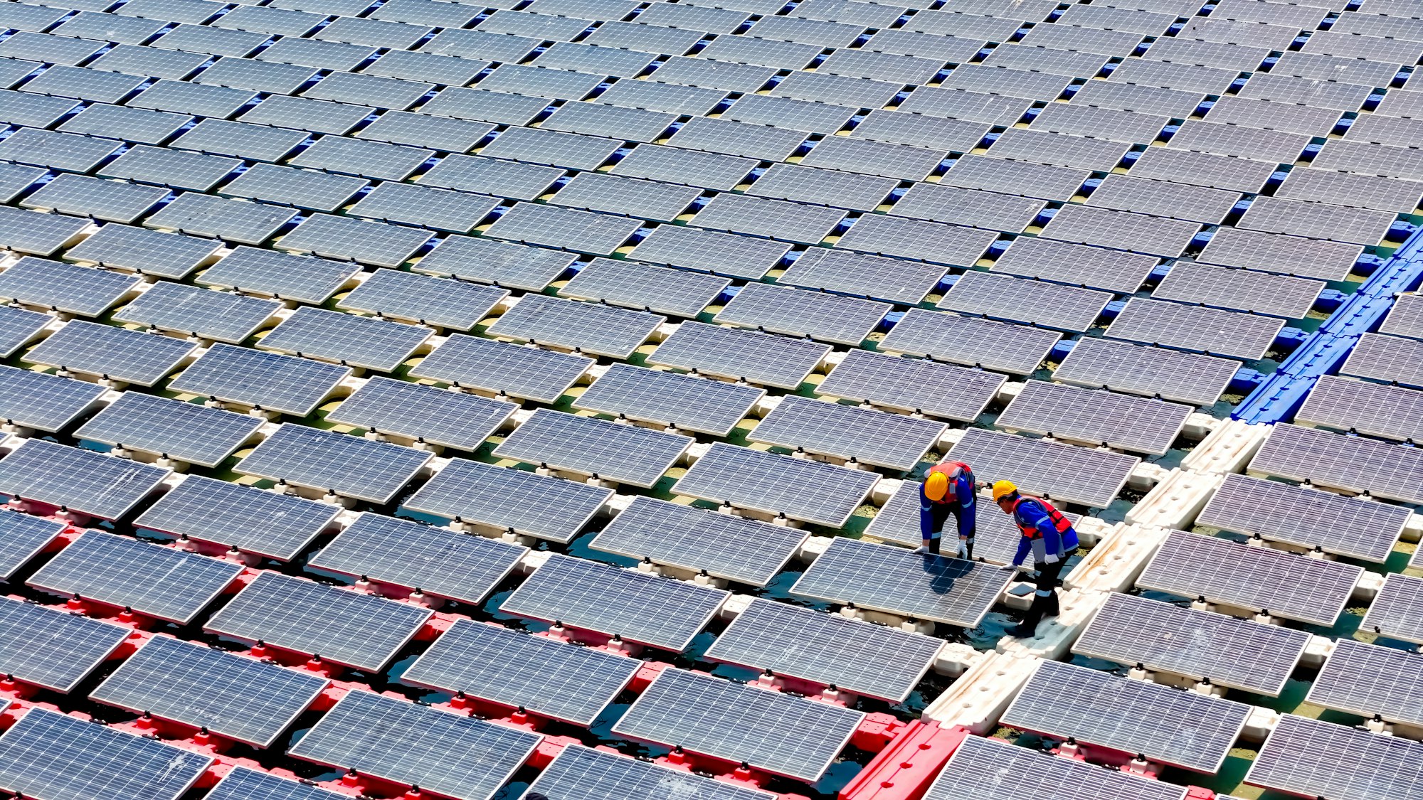 tacticam solar panel